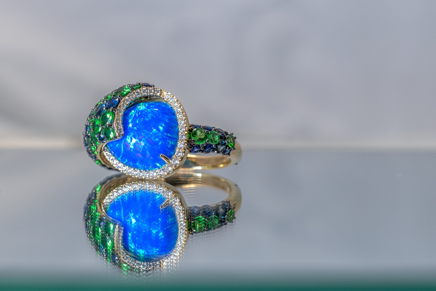 Melissani Lake ring in 14k gold with precious stones